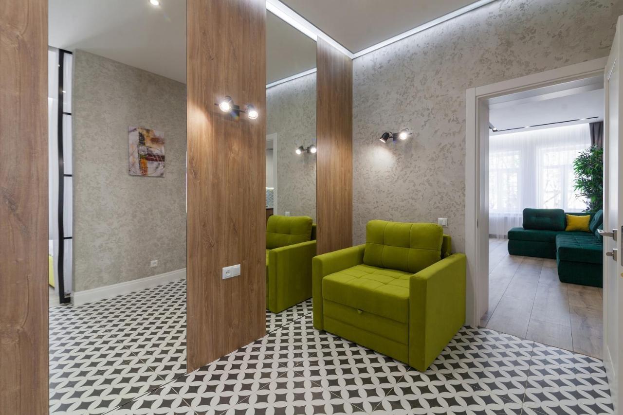 Royal Vip Apartment On Pidmurna 24 Lviv Exterior photo